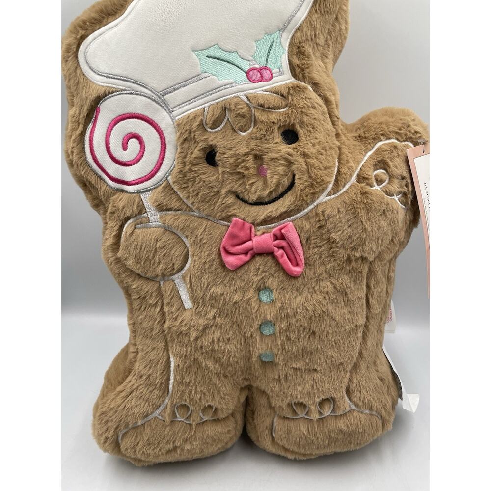 NEW Cupcakes and Cashmere Gingerbread Man Chef Pink Bow Pillow Viral!!